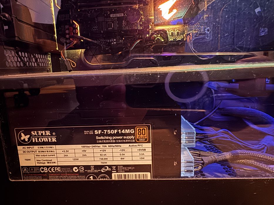 Sursa Modulara Super Flower 750w 80+ gold