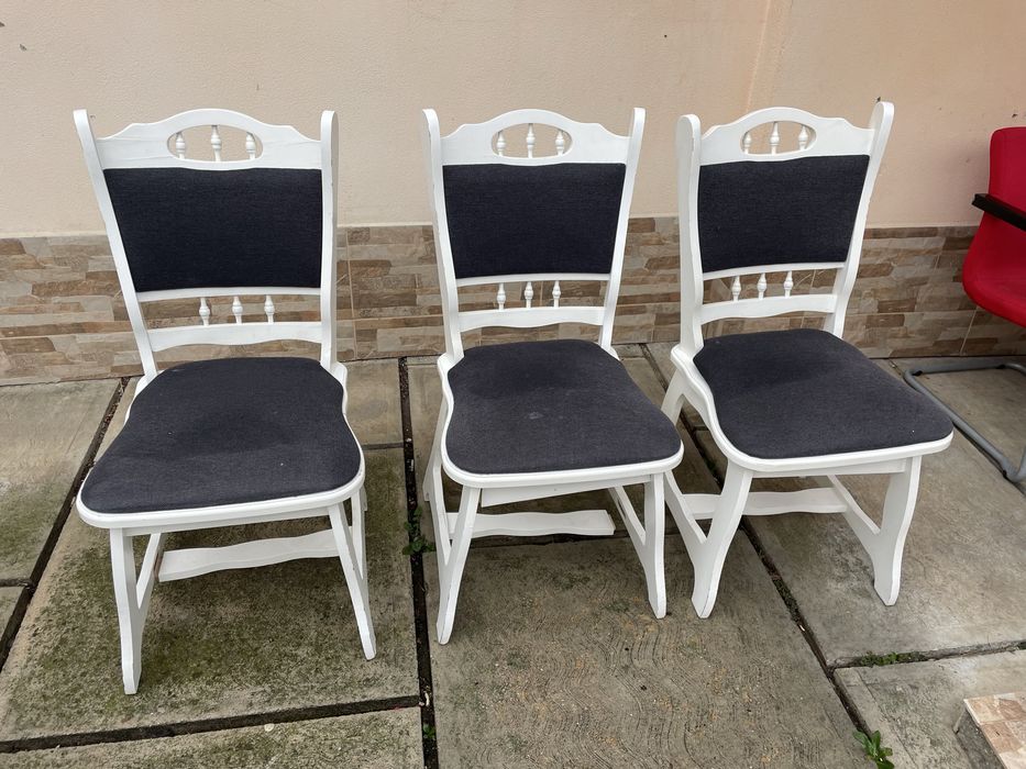 Vand 3 scaune luving /bucatrie