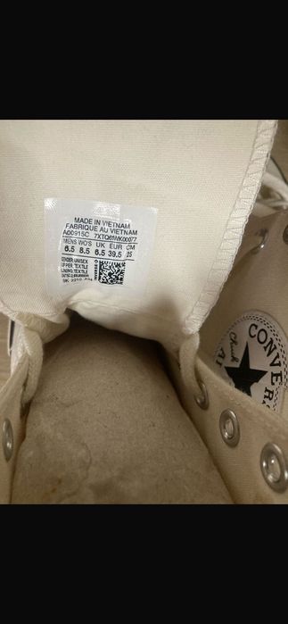 Convers noi mărimea 39,5