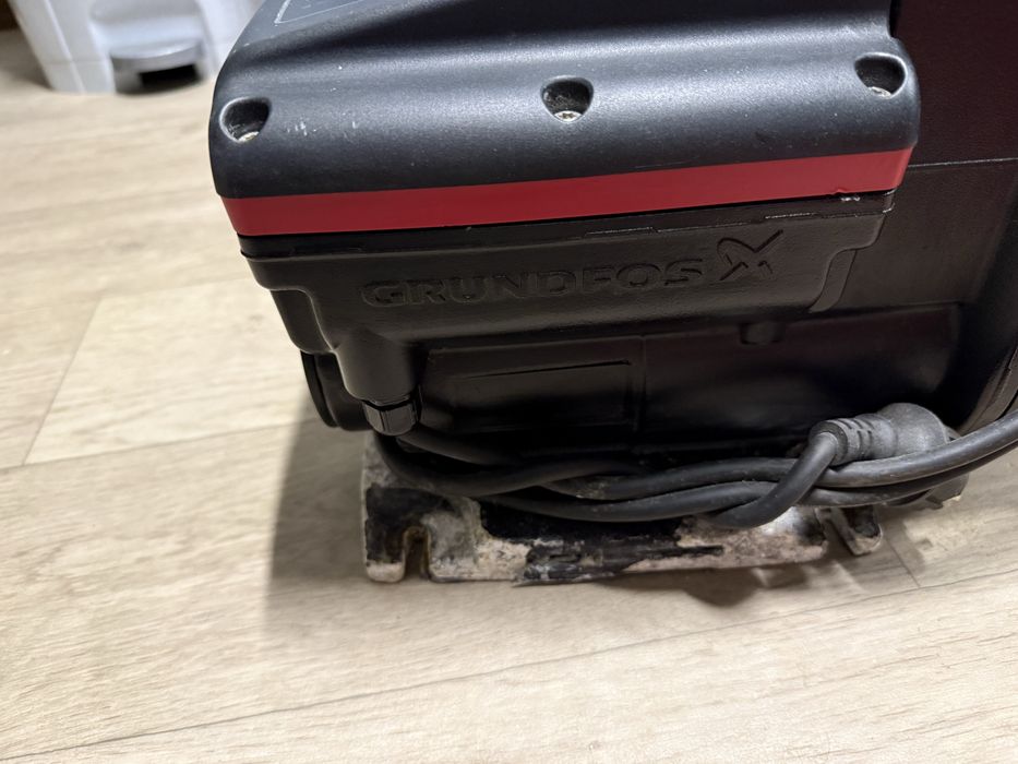 Хидрофор Grundfos SCALA2 3-45 ПРОБЛЕМ ТЕЧ