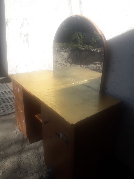 Продается тумбочка