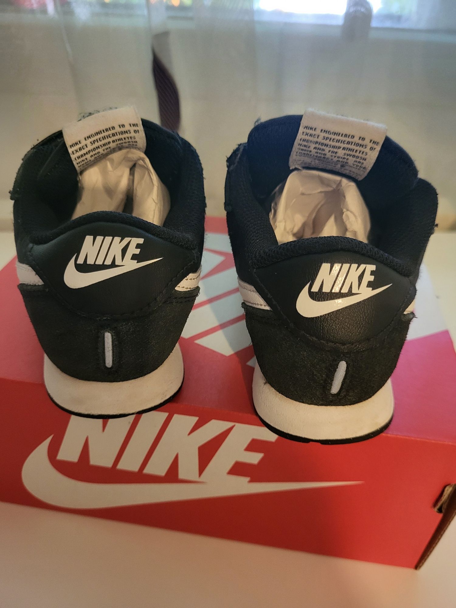 Under armour,  и Nike Детски маратонки 28