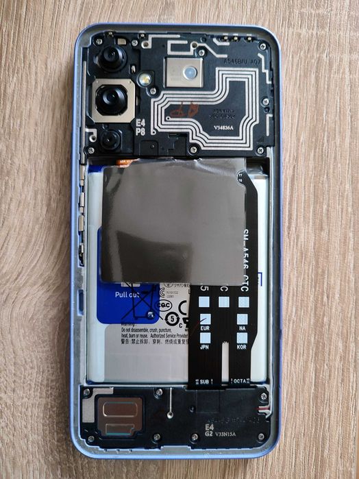 Samsung Galaxy A54, 256/8 Gb - За части. Счупен дисплей!