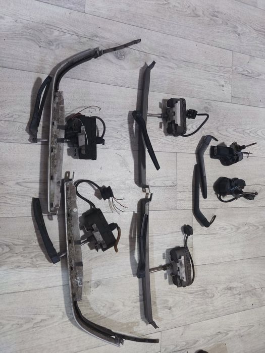 Дворники фар Мерседес 124 /202 /140