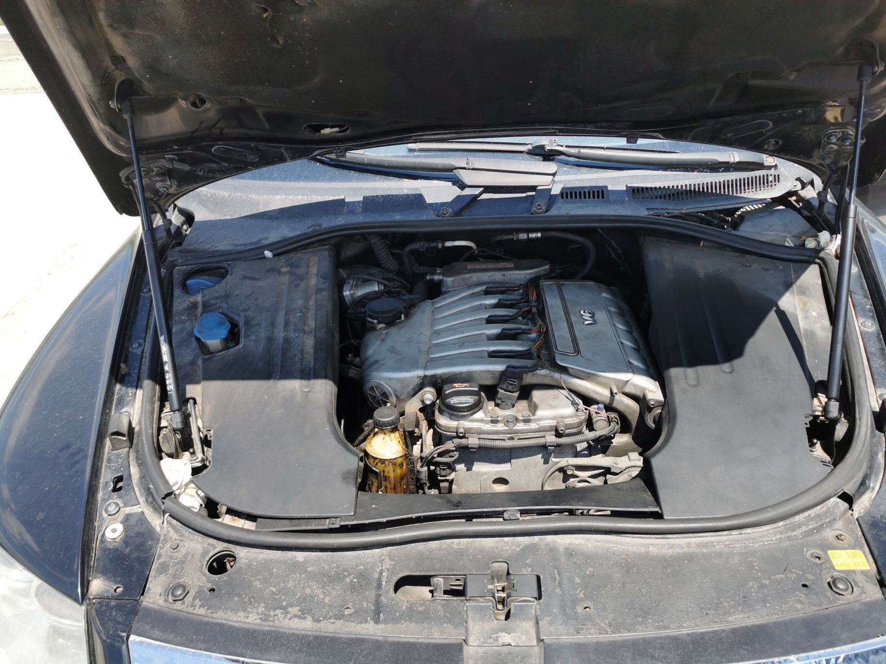 VW Touareg 3.2i V6, GAS, НА ЧАСТИ
