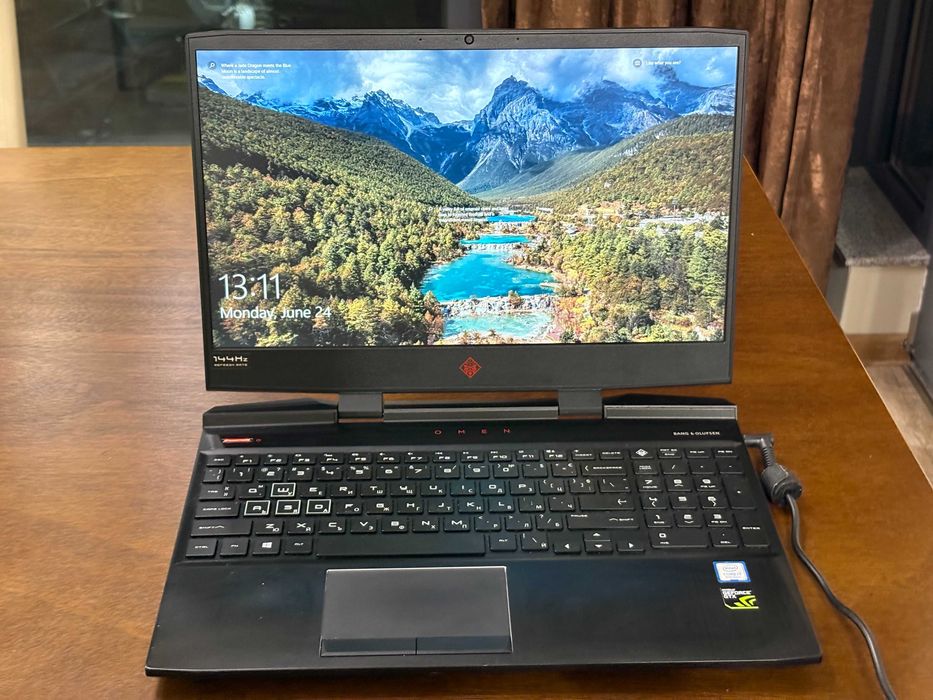 HP Omen -  Intel Core i7-8750H/ GTX1050Ti / 32GB RAM / 256 SSD / 144Hz