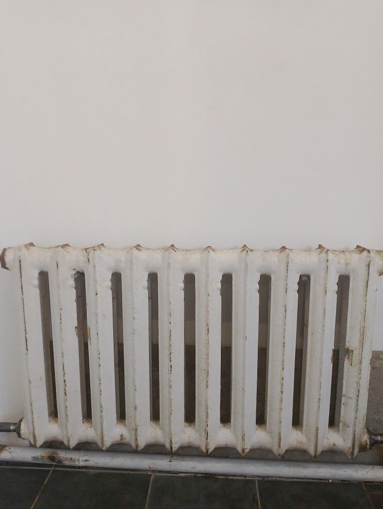 Продам Радиатор 11 секций