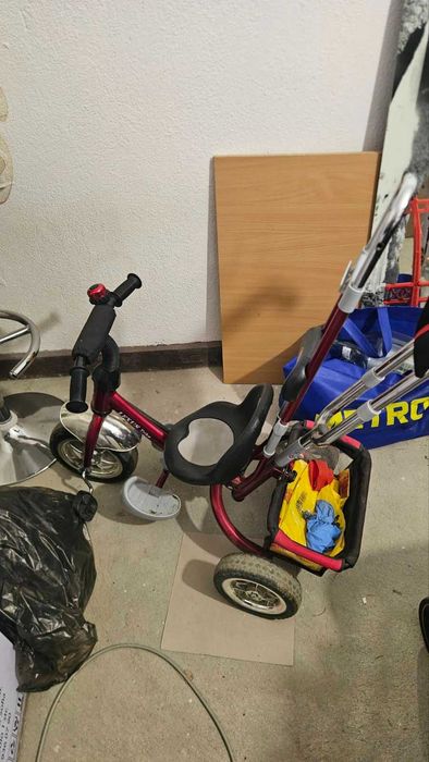 Детска триколка          .