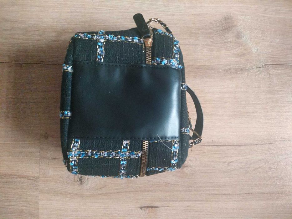 Дамска чанта букле