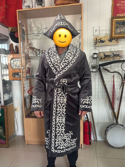 Продам чапан синий цвет и серый