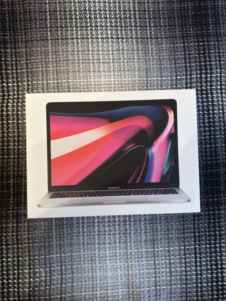 Macbook Pro 13 256GB Silver
