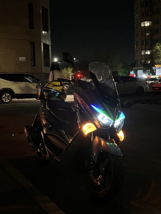 Скутер н макс на учете