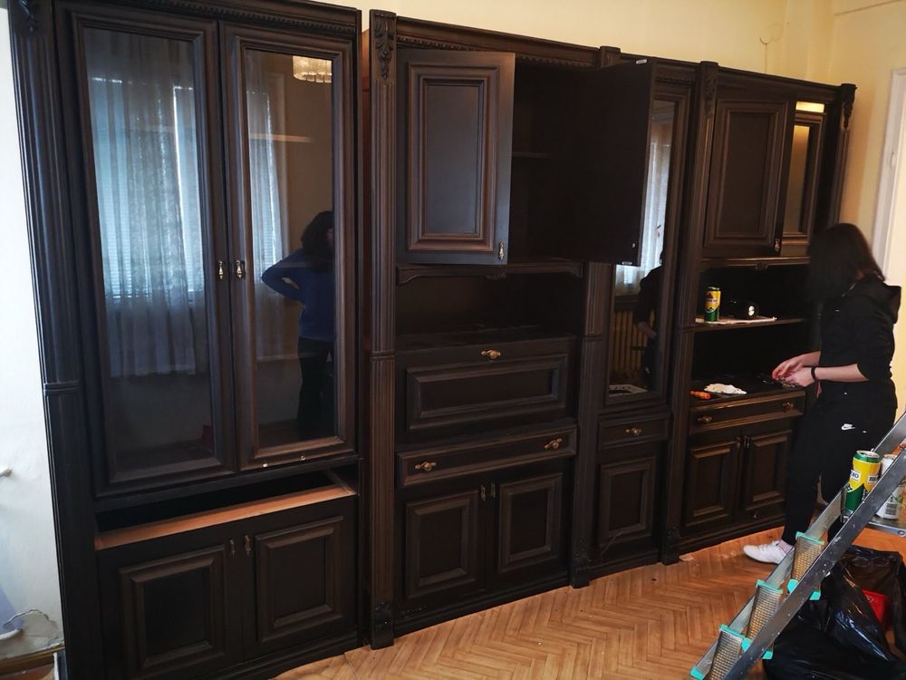 Холна секция с орнаменти