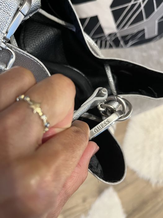 Дамска чанта  GUES luxe