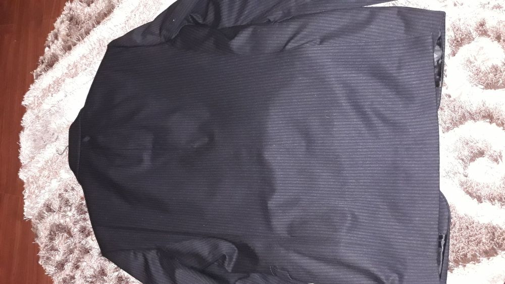 Vand costum zara barbati