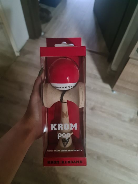 Kendama krom pop sticky rosie originala