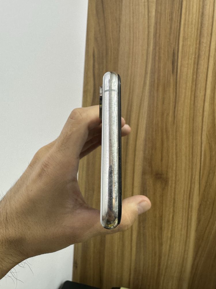 iphone XS, silver, 64gb, 85%