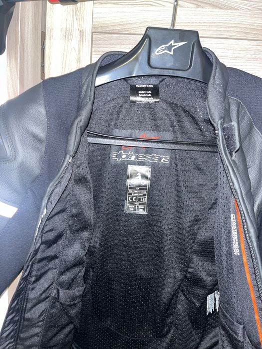 Geaca moto piele ALPINESTARS GP Plus R V3 Black 48