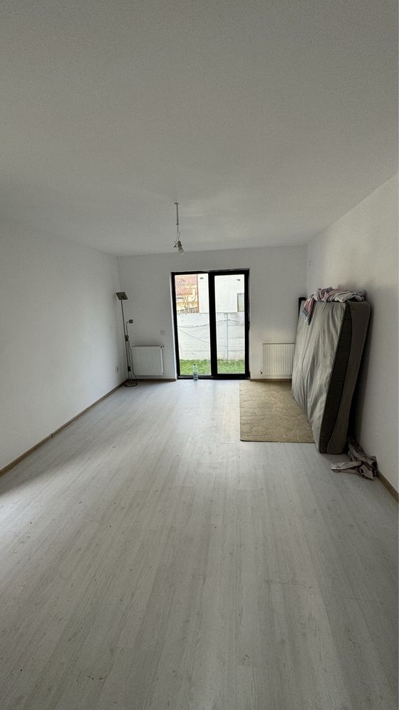 Apartament plus curte in Bragadiru