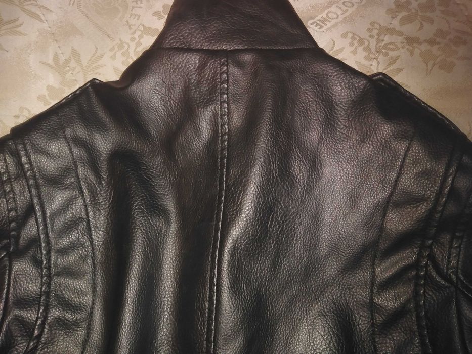 Geaca de piele Noua de la Sisley, colectia noua, S, M, L, XL