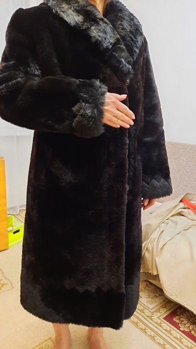 Продам шубу цыгейковую размер 46-48 в отличном состоянии  натуральная