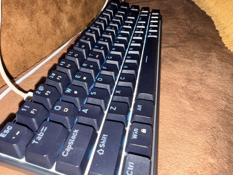 Tastatura gaming 60%
