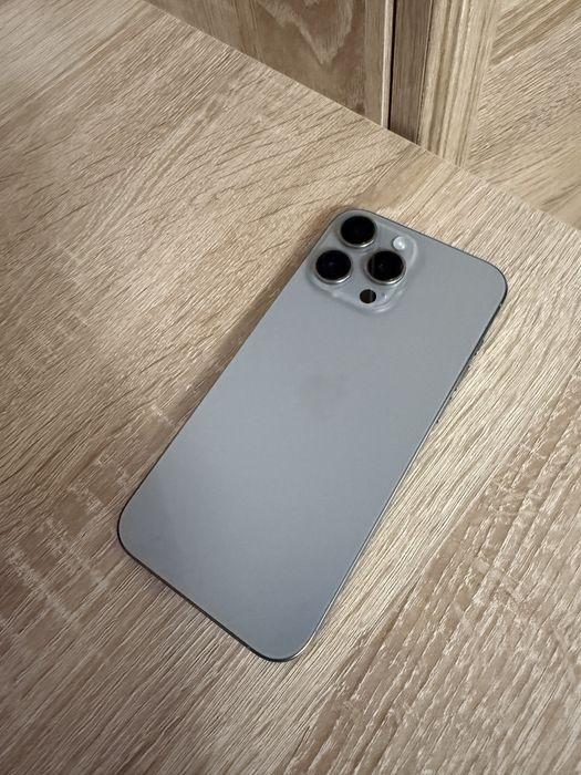 Продам Iphone 16 Pro Max 256 gb