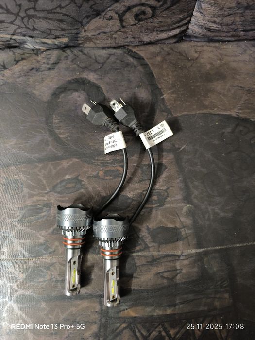 Лед крушки за кола.