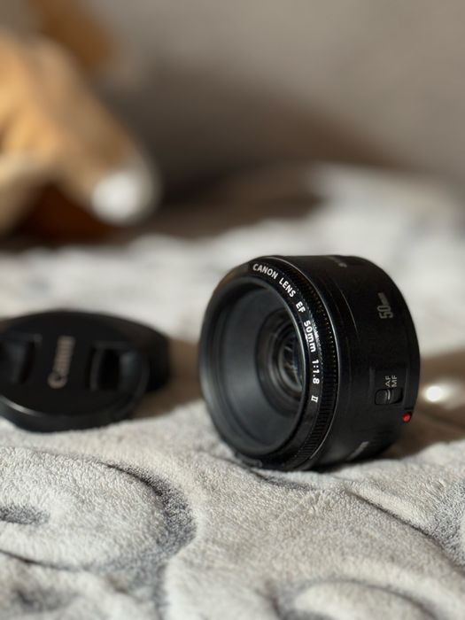 Canon  EF 50mm F1.8