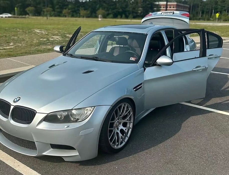 BMW E90 M3 2009.