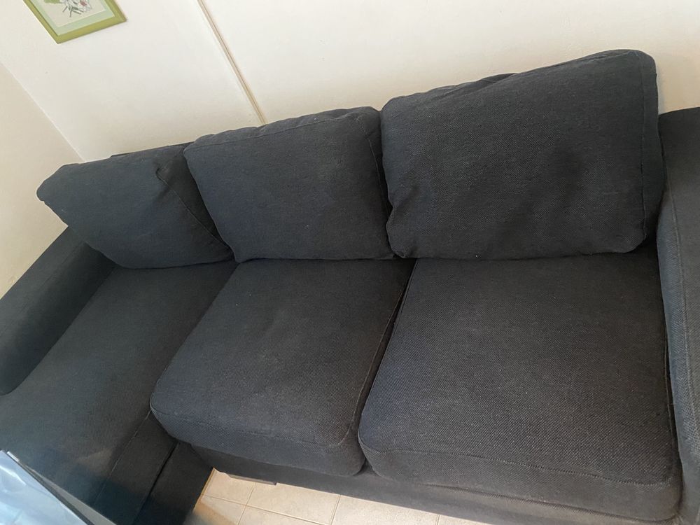 Черен диван на Мартинели