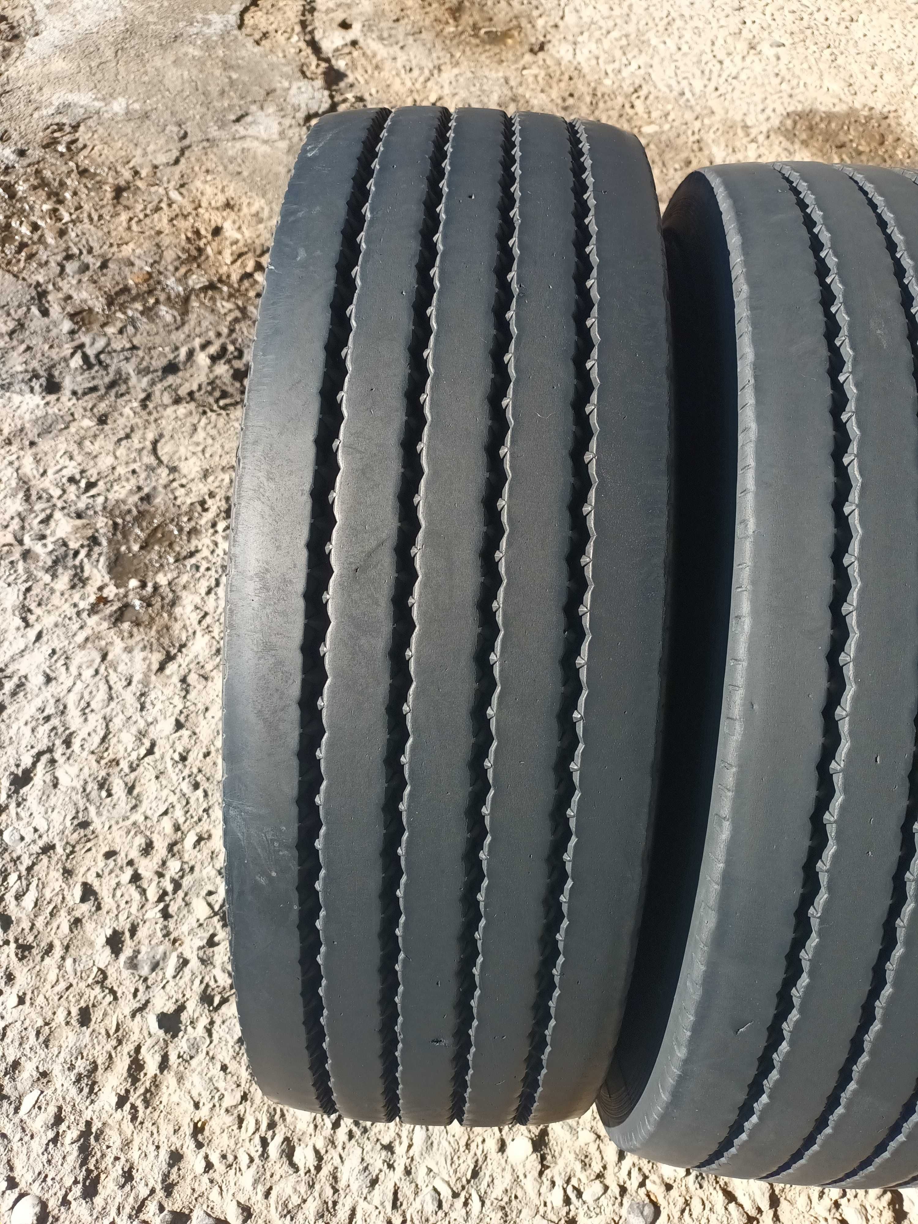 2 тежкотоварни гуми за ремарке 265/70 R19.5 Continental HTR1 143/141J