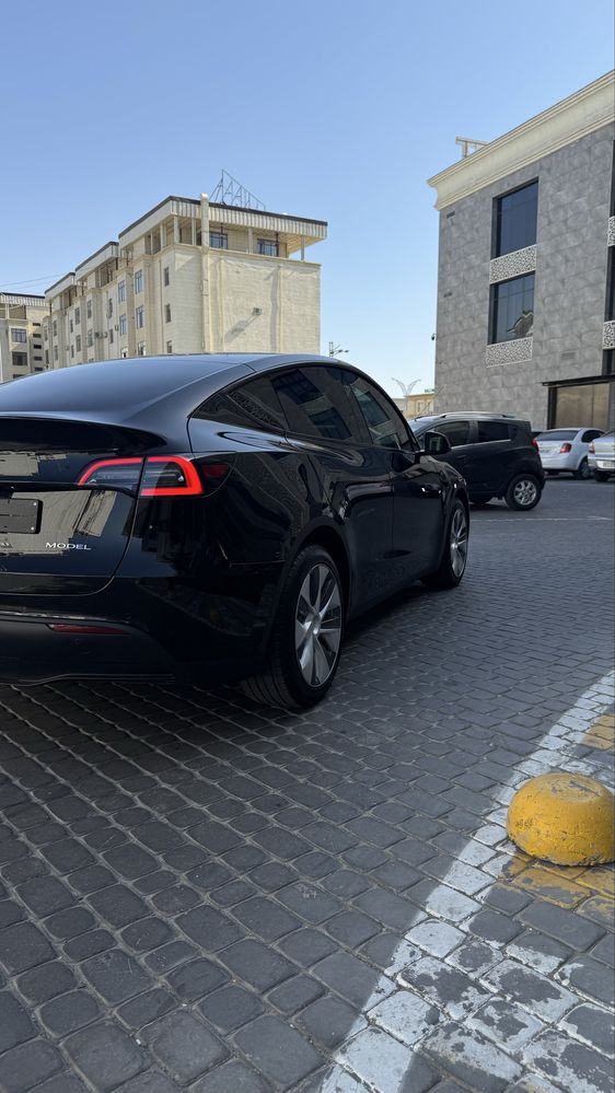 Прадаётся Tesla Modul Y Dual Motor