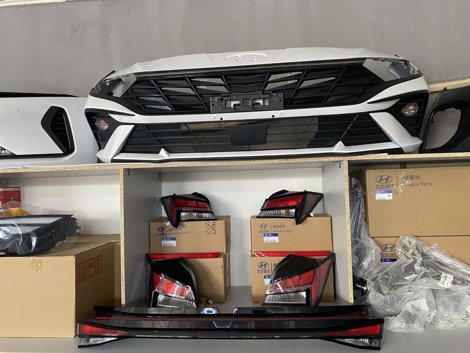 Hyundai Elantra  фары задние фонари стоп поворотник плафон  отражатель