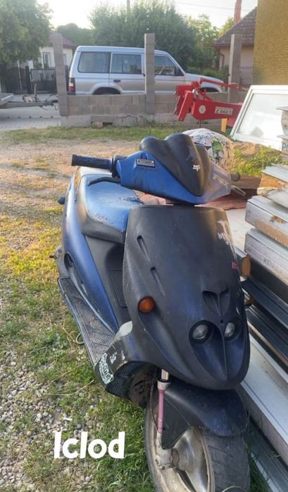 Vând scuter Malaguti f12