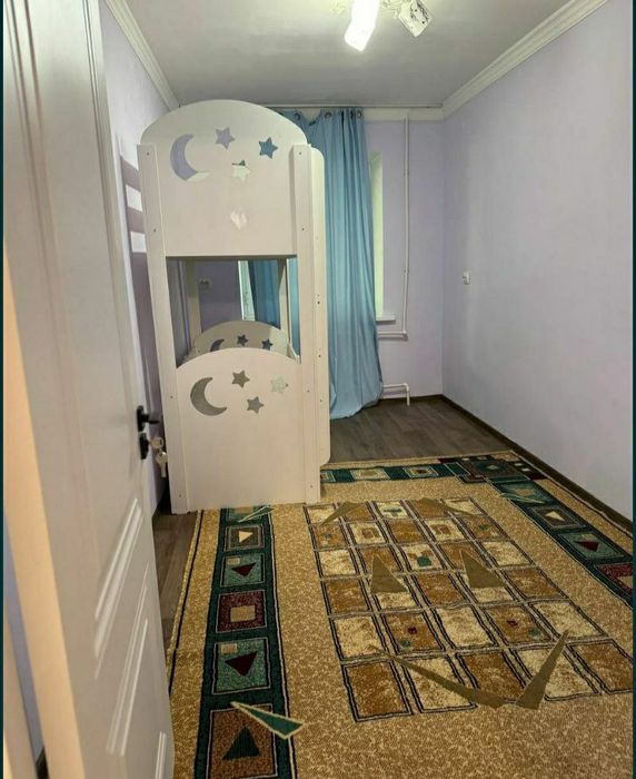 Квартира продаётся Чиланзар 9 квартал 2/1/4 балк 2*6 Ин Яз