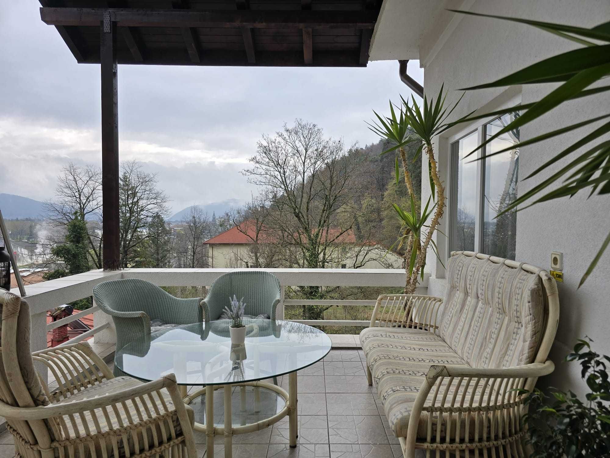 Cazare Calimanesti-Caciulata/Card Vacanta/Ciubar-Jacuzzi/Foisor/Gratar