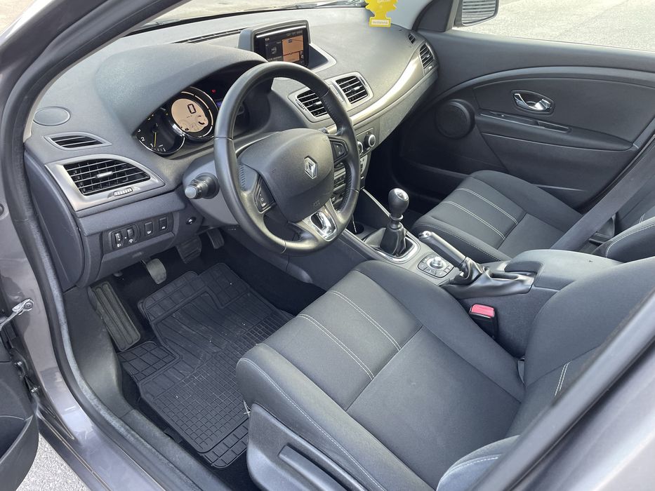 Renault megane facelift 1,5 dci 110cp 6+1 viteze
