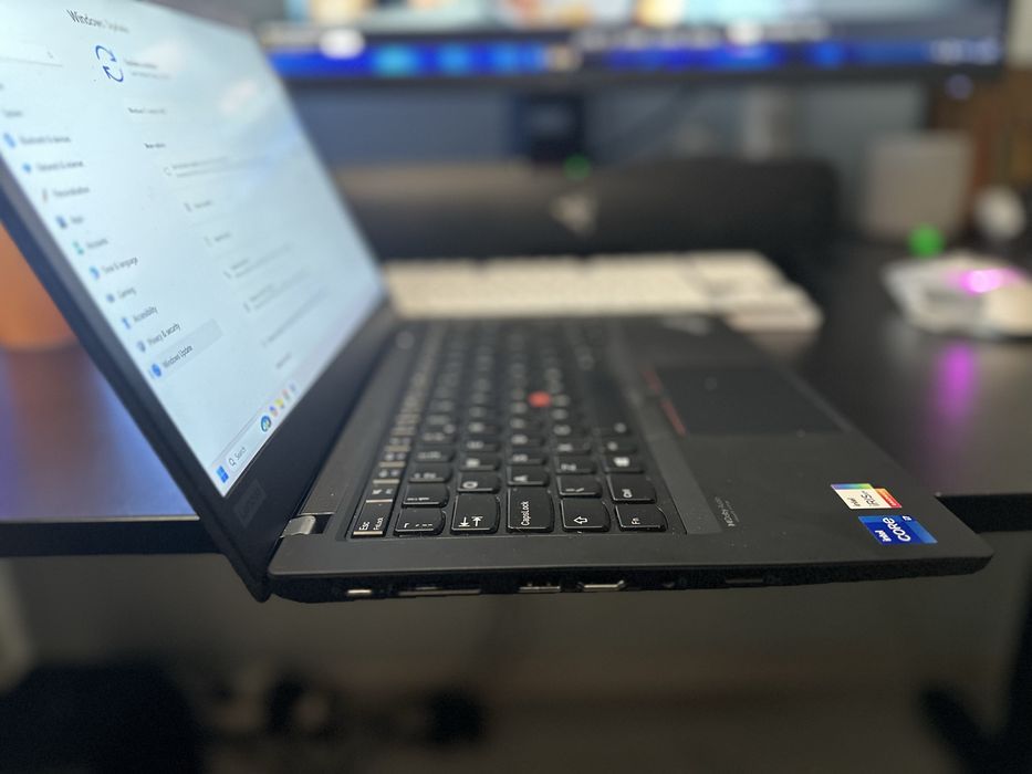 Lenovo T14 i7, 32GB RAM, 1TB SSD