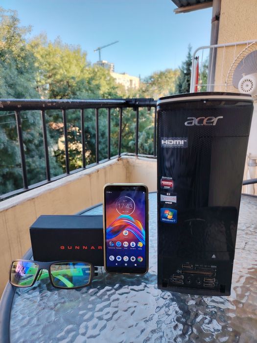 Само за 199 лева ! Компютър Acer + Геймърски очила Razer + Motorola E6