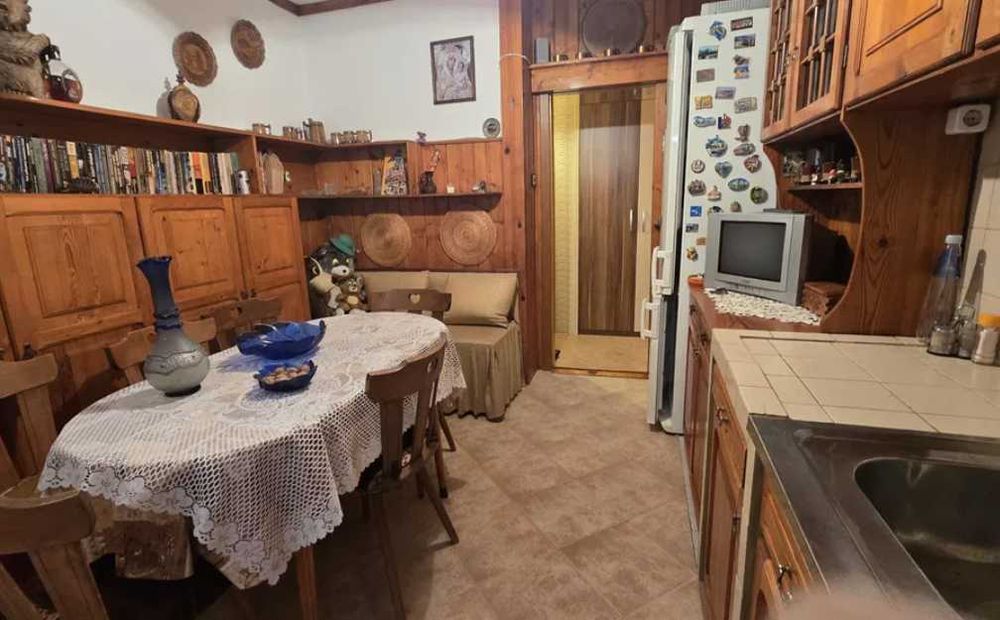 Продава се Двустаен апартамент в Пловдив, Каменица 2 - 68 кв.м за 2020 €/кв.м - Снимка #3