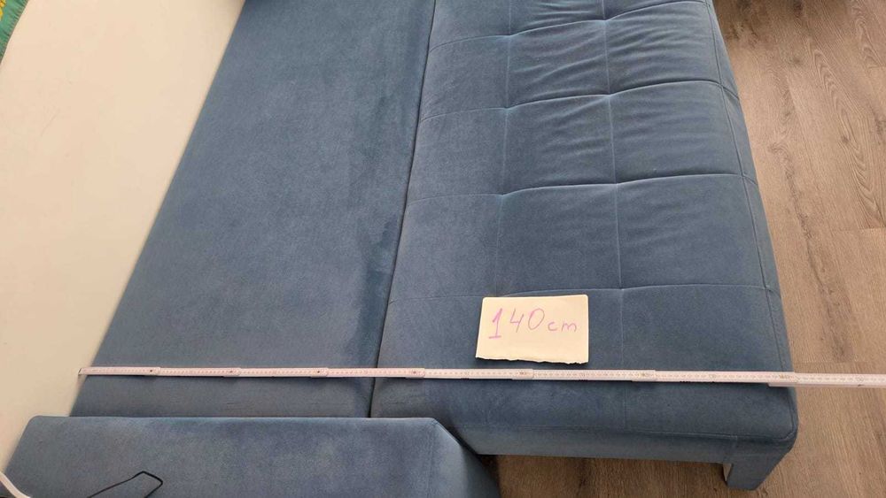 Син диван, ползван 2 години, много добро състояние