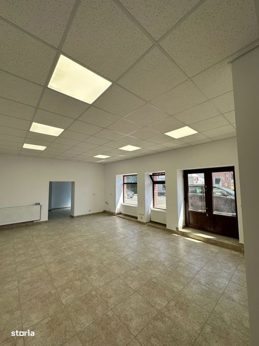 Spatiu comercial de inchiriat  Reghin