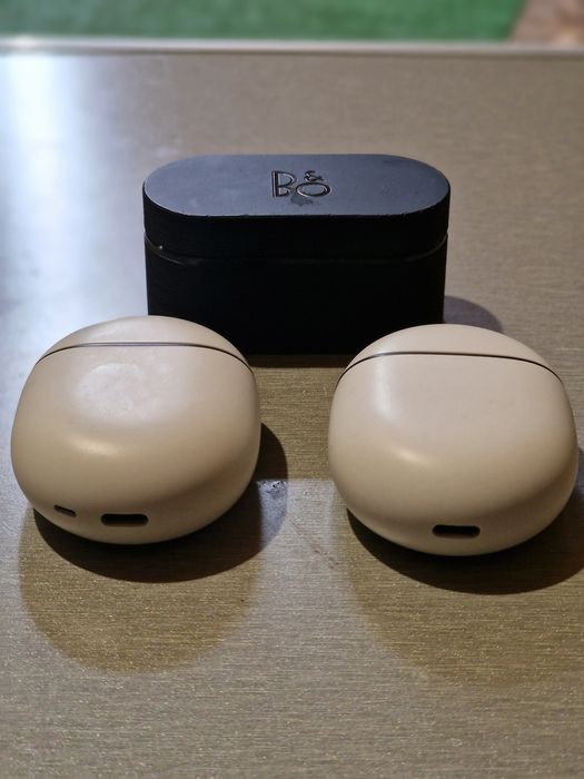 Casti Google pixel buds pro 1 si 2, bang and olufsen e8 sport
