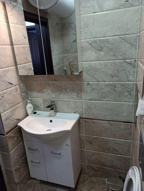 Дава се под наем Тристаен апартамент в Пловдив, Южен - 70 кв.м за 365 € - Снимка #5