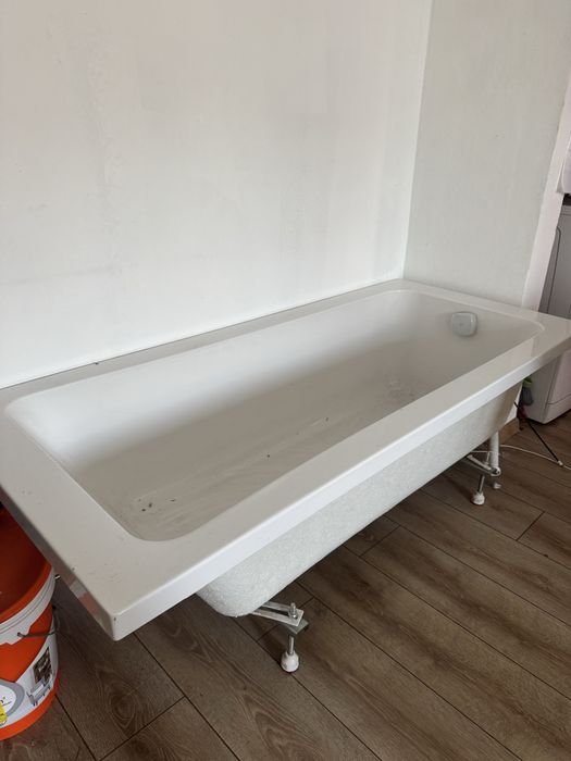 Vand cada noua fara defecte