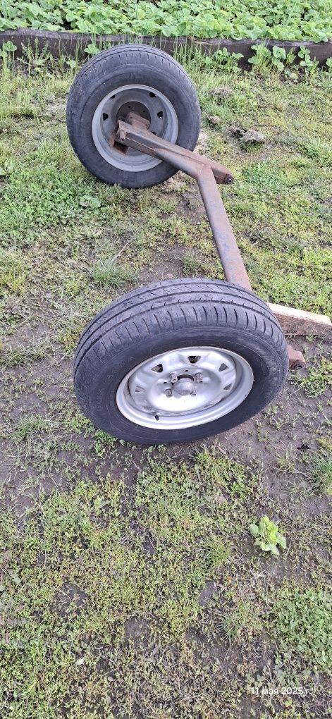 Ось для легкового прицепа