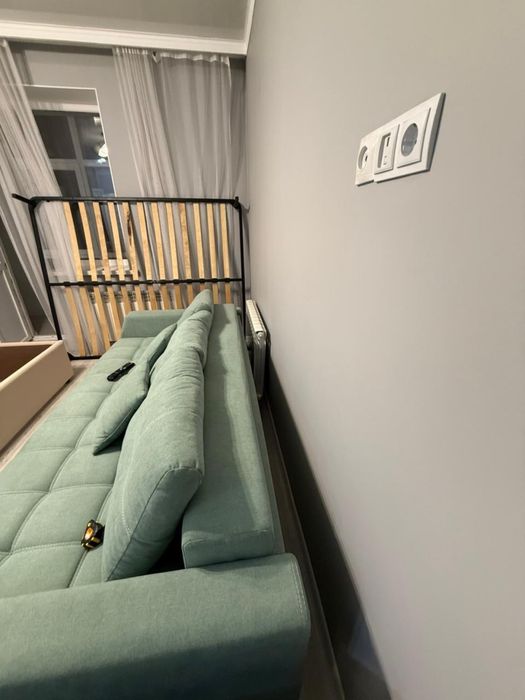 Продаётся диван 220х100