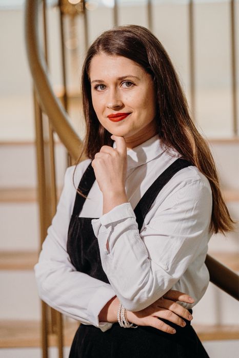 MEDITAȚII Limba Romana - online