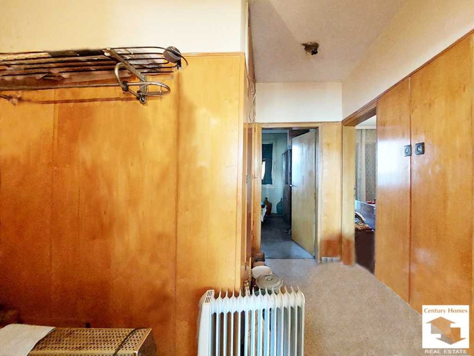 Продава се Четиристаен апартамент в Велико Търново, Център - 102 кв.м за 1275 €/кв.м - Снимка #8